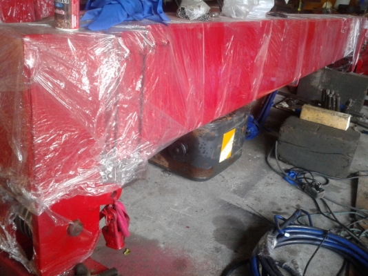 ขายเครน8ตัน UNIC 3ปอก2ชักกระบอกคู่ พร้อมขาหลัง สภาพดี พร้อมติดตั้งได้เลยครับ