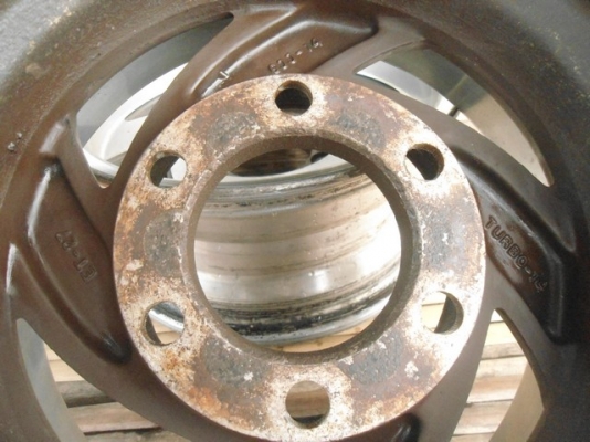 (ราคาพร้อมส่งทั่วไทยครับผม)ขายล้อกระบะ 6 รู 144 Turbo ET-27 6 JJ - 14 ไม่ผ่า หนา ออฟลึก (ราคาพร้อมส่งทั่วไทยครับผม)ขายล้อกระบะ 6 รู 144 Turbo ET-27 6 JJ - 14 ไม่ผ่า หนา ออฟลึก