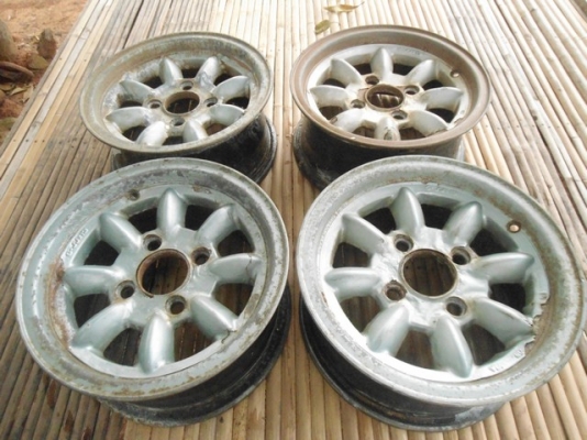 (ราคาพร้อมส่งทั่วไทยครับผม)ล้อกล้วย 13 Compe-8 4 รู 114 off15 japan แท้ ตามสภาพ