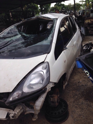 ซากนิวส์เเจ้ซเครื่อง1500 เกียรออโต้ เเยกขายอะไหลทุกชิ้นมีอีกหลายรุ่น ซากนิวส์เเจ้ซเครื่อง1500 เกียรออโต้ เเยกขายอะไหลทุกชิ้นมีอีกหลายรุ่น