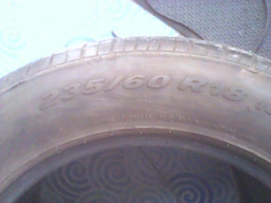ขายยางใช้แล้ว Pirelli 235/60/18 ปี 11 คู่ 3000 บาท
