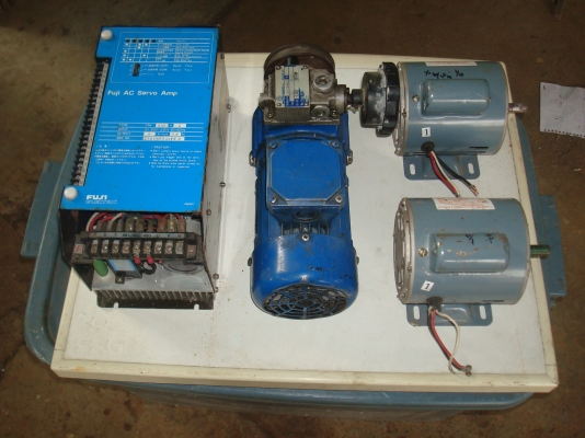 ขาย เซอร์โวคอนโทรล มอเตอร์  ทั้งหมด 9000 บาท