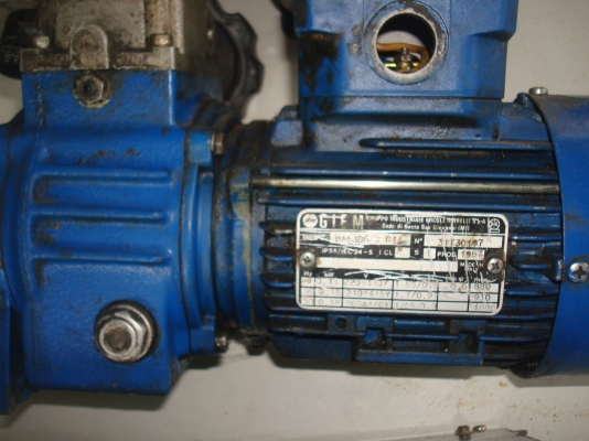 ขาย เซอร์โวคอนโทรล มอเตอร์  ทั้งหมด 9000 บาท