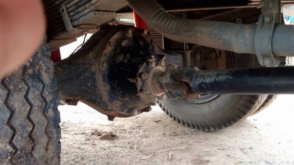 ขายรถบรรทุกหกล้อ ISUZU FTR32LR เครื่อง 6HE1-195 แรง ปี 40 ช่วงยาว 6.30 เมตร