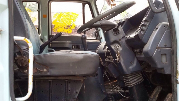 ขายรถบรรทุกหกล้อ ISUZU FTR32LR เครื่อง 6HE1-195 แรง ปี 40 ช่วงยาว 6.30 เมตร