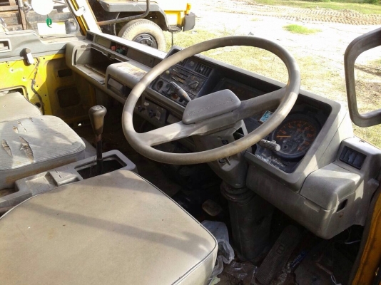 ขายหัวแชสซีรถหกล้อ NISSAN CPA87G เครื่อง FE6-185 แรง ทะเบียนแจ้งจอด รถวิ่งได้