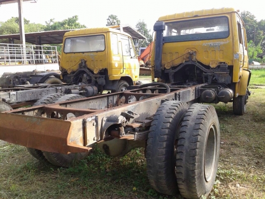 ขายหัวแชสซีรถหกล้อ NISSAN CPA87G เครื่อง FE6-185 แรง ทะเบียนแจ้งจอด รถวิ่งได้