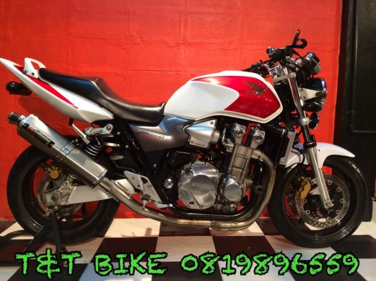 ต้ำพระราม2ขายHONDA CB1300 ปี2005 PGM FI กุญแจ2ดอก วิ่งมา 4XXXX โล เอกสารinv+สรรพสามิต ฉบับจิง ของเเต่งมาเต็มๆคัน