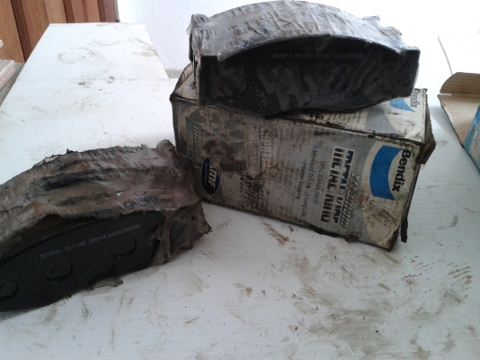 ผ้าเบรคหน้า เบนดิคส์