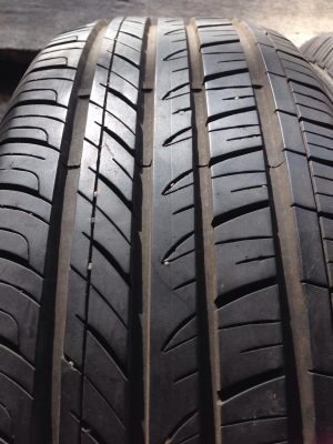 ขายยาง HANKOOK 205-60-15 ปี12 ดอกเต็ม ไม่บวม คู่ละ 1,900 บาท