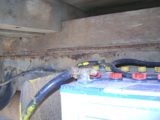 หกล้อ  หัวยาว 6BB  145 แรง ลดราคา เหลือ 180,000  บาท