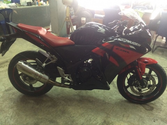 ขาย CBR 250 MUGEN รุ่นพิเศษไมล์ 3200 โลปี 56