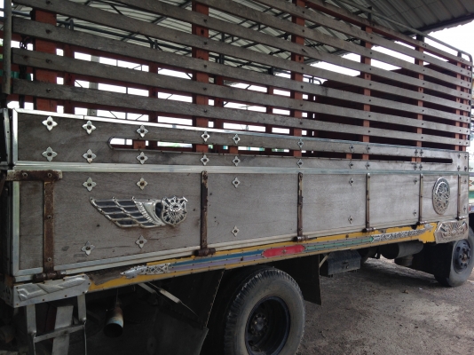 ขายKM340ยาว5 เมตร กระบะไม้มะค่าอู่เรืองชัย เครื่อง6BB 145