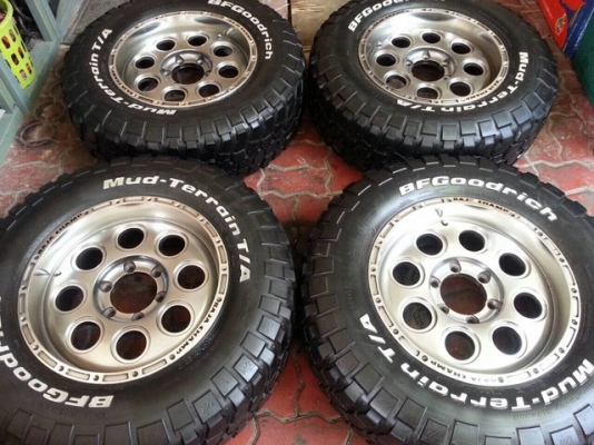 ขายยาง  BF KM 2  265 x 70 x 17