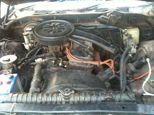 นิสสัน Cedric สีดำ เครื่อง Z16 ติด LPG ทะเบียนไม่ขาดต่อ ขาย 38,000