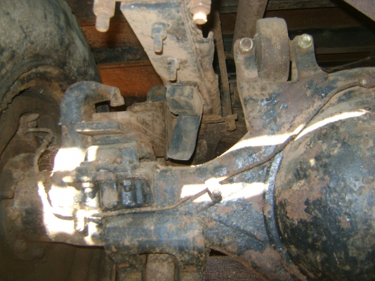 สิบล้อ 2 เพลา  เครื่อง EH 700   168 แรง      335,000  บาท