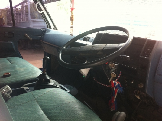 ISUZU NPR ดั้ม-เทรนTADANO 3 ตัน ท้อง V