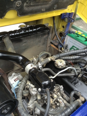 +++ ขายรถโฟล์คลิฟท์  KOMATSU FG15-15  ขนาด 1.5 ตัน  (รถนอก สภาพดี) เครื่องยนต์เบนซิน+แก๊ส (ติดตั้งแล้ว)  เสา  3 เมตร  เกียร์ธรรมดา  งา 1,070  มม.  ยางลม *** สนใจรายละเอียด ราคา  คุยได้ครับ โทร. 081-659-7598 ครับ ***