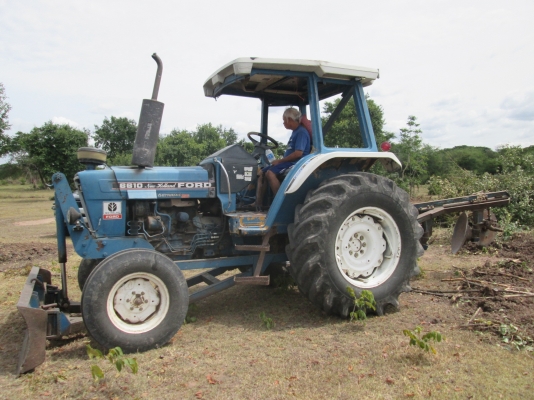 รถแทรกเตอร์ FORD 6610 รถแทรกเตอร์ FORD 6610