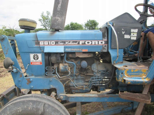 รถแทรกเตอร์ FORD 6610