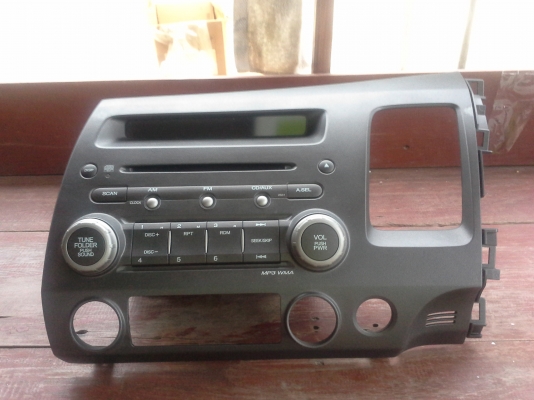 ขายวิทยุเดิม civic fd รุ่น e ปี2010 cd 1 แผ่น usb