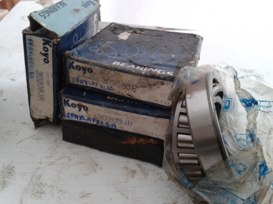 ลูกปืนล้อหลัง