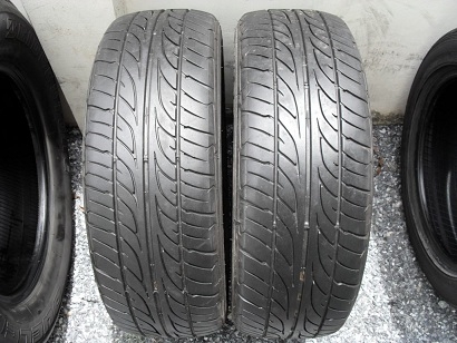 ขายยาง DUNLOP SP SPORT LM703 ปี12(1คู่) 215-60-16 ราคา 2,000