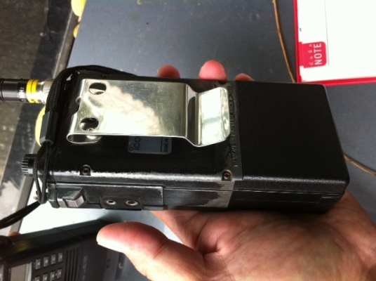 ขายวิทยุ Icom 2G อุปกรณ์ครบชุด รับส่งดีมากๆ เก่าเก็บ เสียงดังฟังชัด ราคา 3,600.-