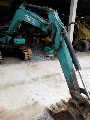 ขายแบ็คโฮ kobelco sk025-2 ถูกๆ คร๊าบ ขายแบ็คโฮ kobelco sk025-2 ถูกๆ คร๊าบ