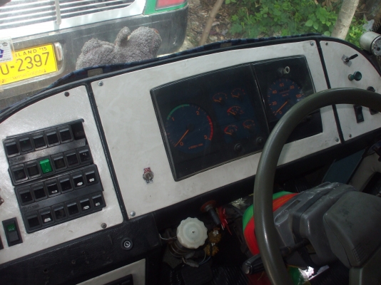 Nissan 2 ชั้น สภาพดี