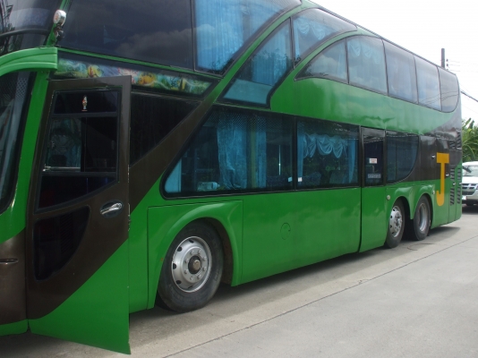 Nissan 2 ชั้น สภาพดี