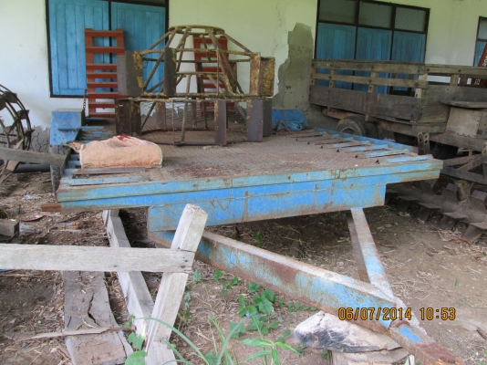 พ่วงลากรถเกี่ยวข้าว