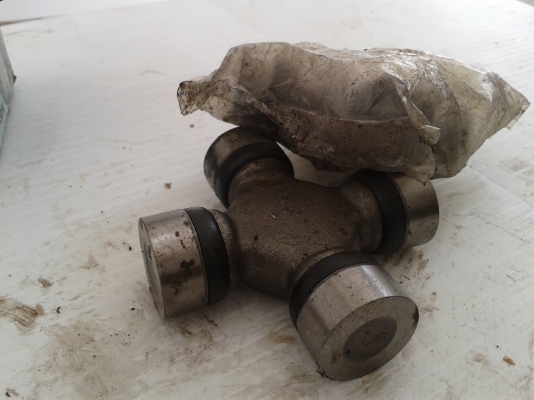 ลููกปืนกากบาท