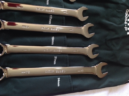 ชุดประแจแหวนข้างปากตาย SATA ชุดประแจแหวนข้างปากตาย SATA