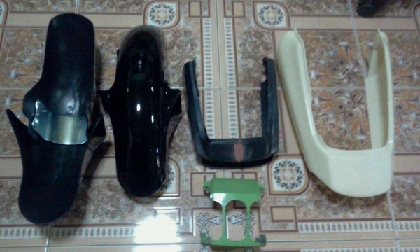 สาวกKawasaki เชิญทางนี้!! ของแต่งและอะไหล่ ใหม่มือ1ทุกชิ้น!!