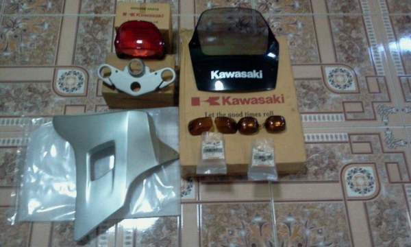 สาวกKawasaki เชิญทางนี้!! ของแต่งและอะไหล่ ใหม่มือ1ทุกชิ้น!!