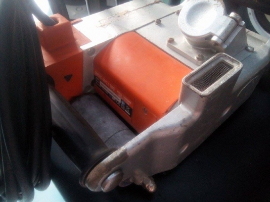 ขายเครื่องผ่าผนัง WDC1100 ราคาถูกมากครับ ขายเครื่องผ่าผนัง WDC1100 ราคาถูกมากครับ