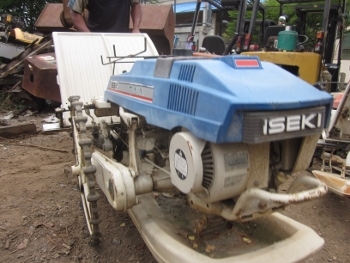 ขาย - รถดำนา ปลูกข้าว แบบ 2 แถว ISEKI มือสองญี่ปุ่น พร้อมใช้งานครับ