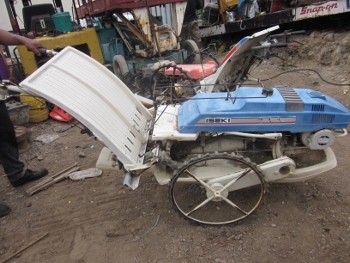 ขาย - รถดำนา ปลูกข้าว แบบ 2 แถว ISEKI มือสองญี่ปุ่น พร้อมใช้งานครับ