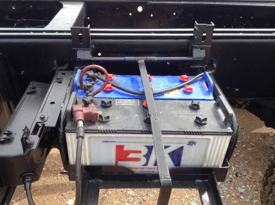 ขาย10ล้อp11เพลาเดียว320แรง