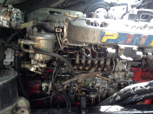 ขาย10ล้อp11เพลาเดียว320แรง