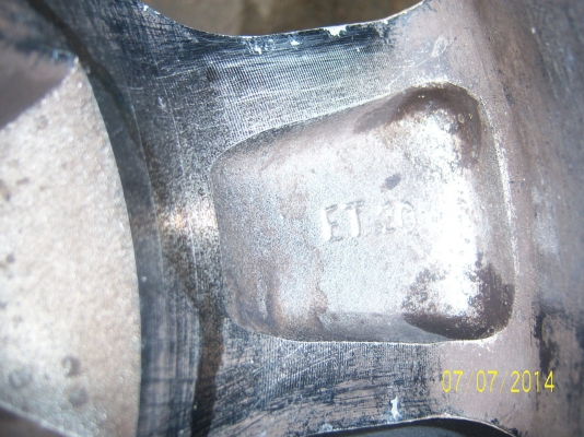 แม็ก ขอบ 15  6 รู พร้อมยาง 215 70 15