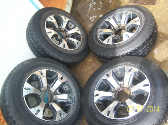 แม็ก ขอบ 15  6 รู พร้อมยาง 215 70 15