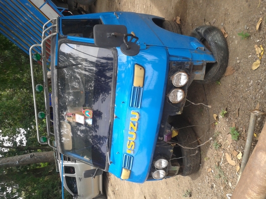 ขายเครื่อ+เกียร์งisuzu 4ba1 85แรงม้า