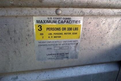 ขายเรือปิเนียม LANDUA 12 ฟุต พร้อมเครื่อง MERCURY 5 แรง นำเข้าจากญี่ปุ่น ราคา 42,000