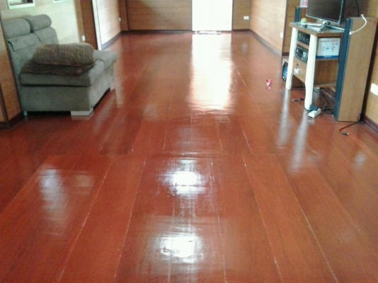 **** ขายบ้านพร้อมที่ดิน 1 ไร่ ****