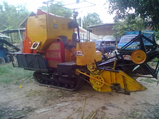 ขายรถเกี่ยวข้าวZAI