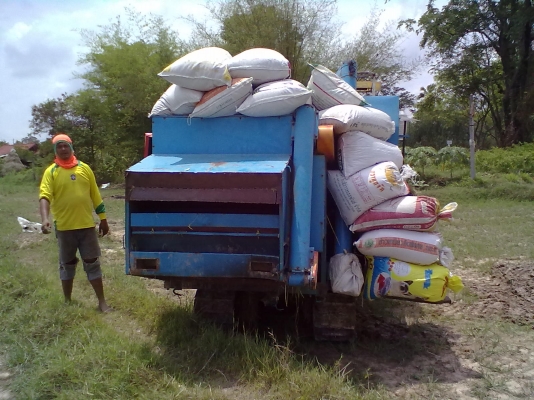 ขายรถเกี่ยวข้าวZAI