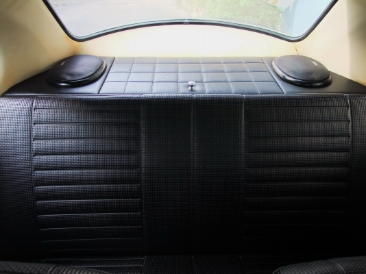 ขายโฟล์คเต่า1303หน้าโหนก กระจกโค้ง ขายโฟล์คเต่า1303หน้าโหนก กระจกโค้ง