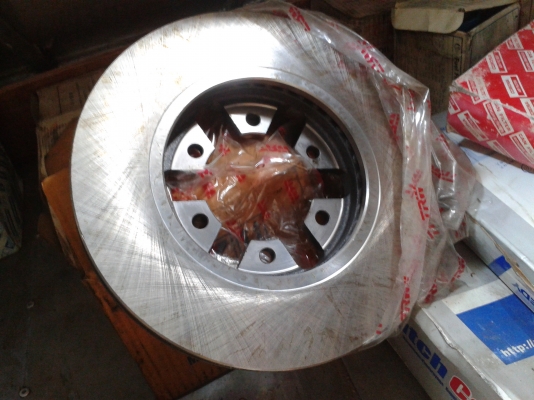 จานดิสเบรค นิสสัน